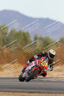 media/Feb-08-2025-CVMA (Sat) [[fcc6d2831a]]/Race 11-Amateur Supersport Open/